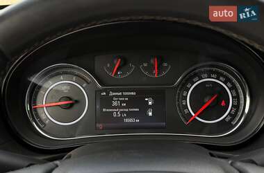 Универсал Opel Insignia 2014 в 