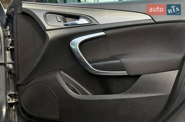 Универсал Opel Insignia 2014 в 
