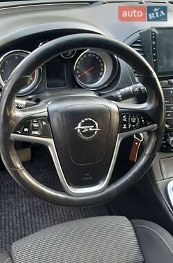 Універсал Opel Insignia 2013 в 