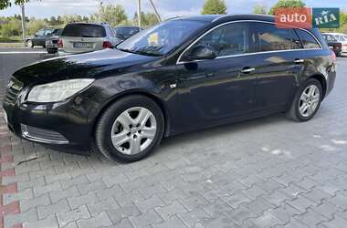 Універсал Opel Insignia 2010 в Теофіполі