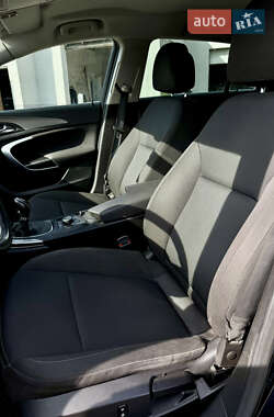 Универсал Opel Insignia 2009 в 
