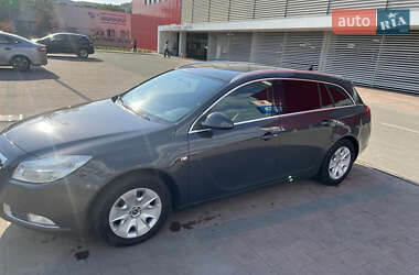 Універсал Opel Insignia 2013 в 