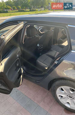 Універсал Opel Insignia 2013 в 