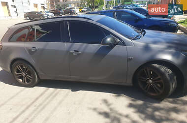 Универсал Opel Insignia 2011 в 