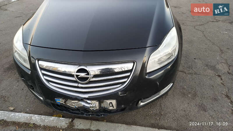 Универсал Opel Insignia 2013 в Киеве