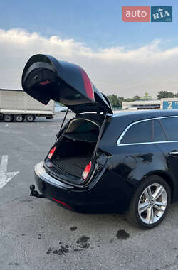 Універсал Opel Insignia 2012 в 