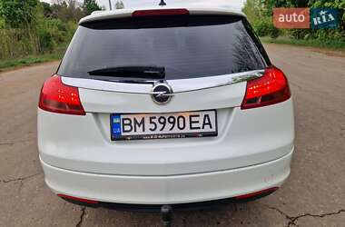 Универсал Opel Insignia 2010 в 