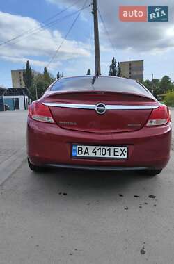 Лифтбек Opel Insignia 2010 в 