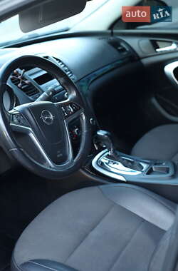 Седан Opel Insignia 2009 в 