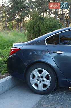 Седан Opel Insignia 2009 в 
