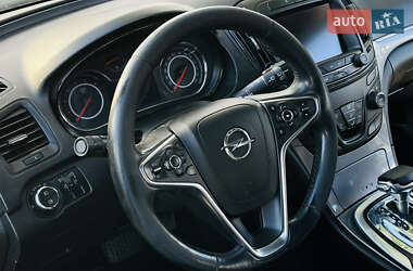 Универсал Opel Insignia 2013 в 