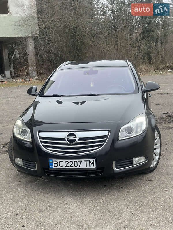 Універсал Opel Insignia 2010 в Львові