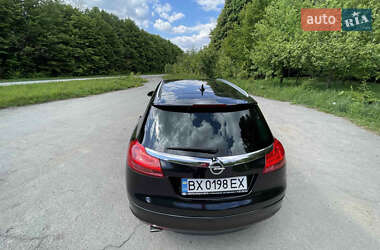 Универсал Opel Insignia 2011 в 