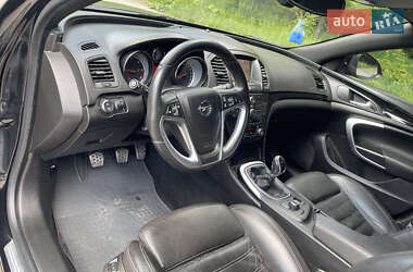 Универсал Opel Insignia 2011 в 