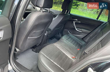 Универсал Opel Insignia 2011 в 