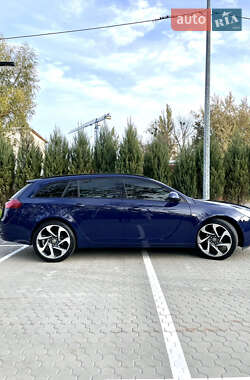Универсал Opel Insignia 2012 в 