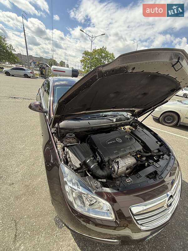 Седан Opel Insignia 2012 в Києві