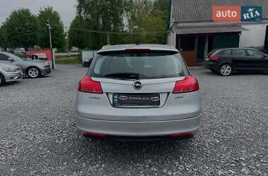 Универсал Opel Insignia 2013 в 