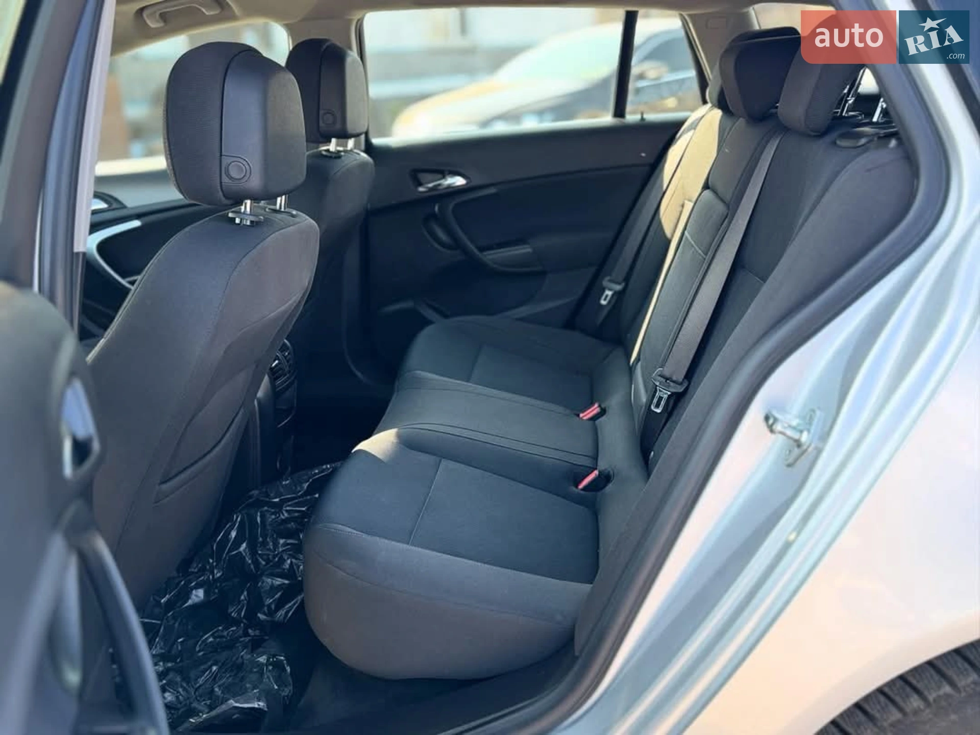2013 Opel Insignia - мініатюра 5