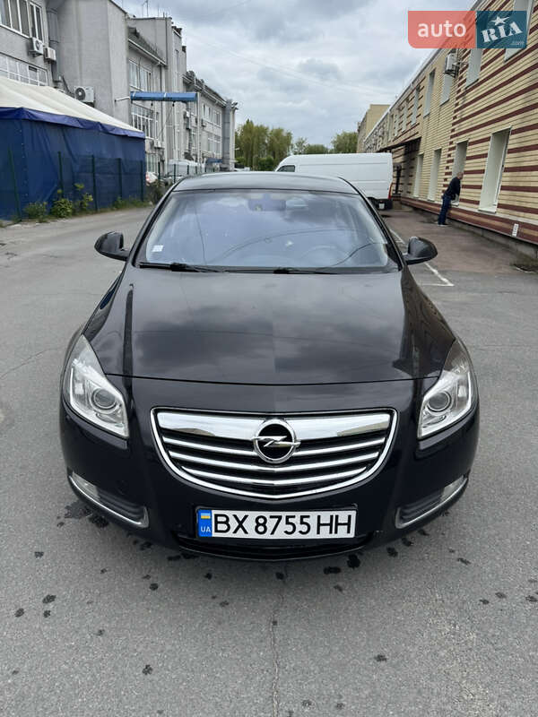 Opel Insignia 2011