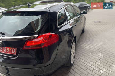 Универсал Opel Insignia 2011 в 