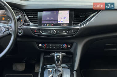 Универсал Opel Insignia 2019 в 