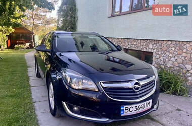 Универсал Opel Insignia 2015 в Каменке-Бугской