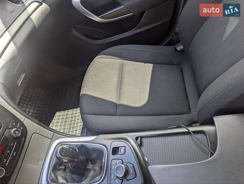 Універсал Opel Insignia 2011 в Львові