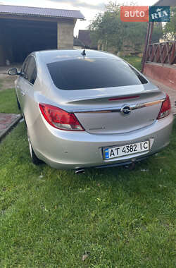 Лифтбек Opel Insignia 2010 в 