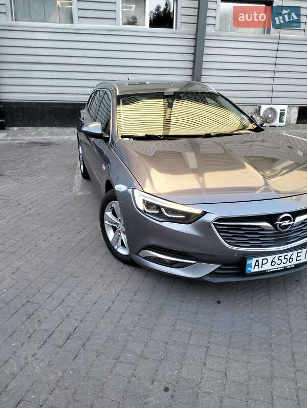 Универсал Opel Insignia 2019 в 