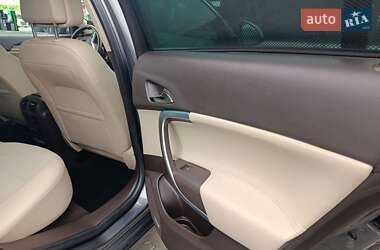 Универсал Opel Insignia 2009 в 