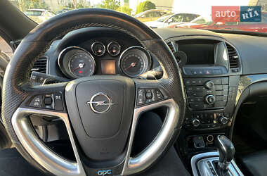 Седан Opel Insignia 2012 в 
