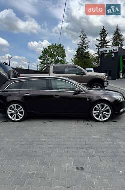 Універсал Opel Insignia 2011 в 