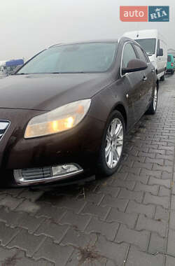 Универсал Opel Insignia 2011 в 