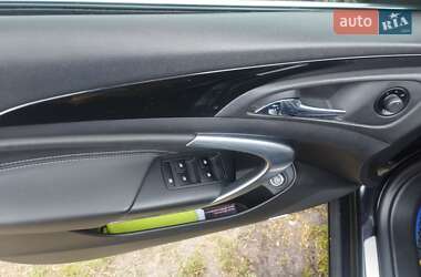 Универсал Opel Insignia 2012 в 