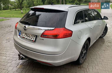 Універсал Opel Insignia 2010 в 