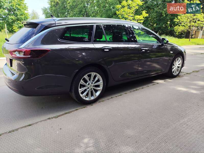 Универсал Opel Insignia 2021 в Ровно