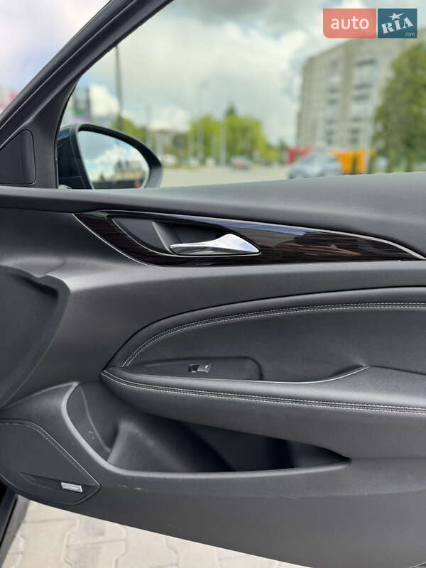 Ліфтбек Opel Insignia 2019 в Луцьку