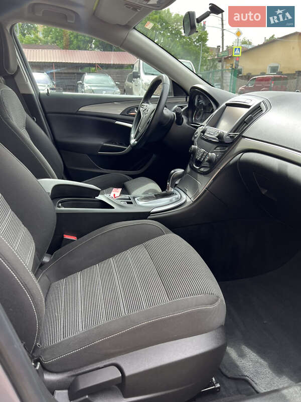 Универсал Opel Insignia 2016 в Бродах