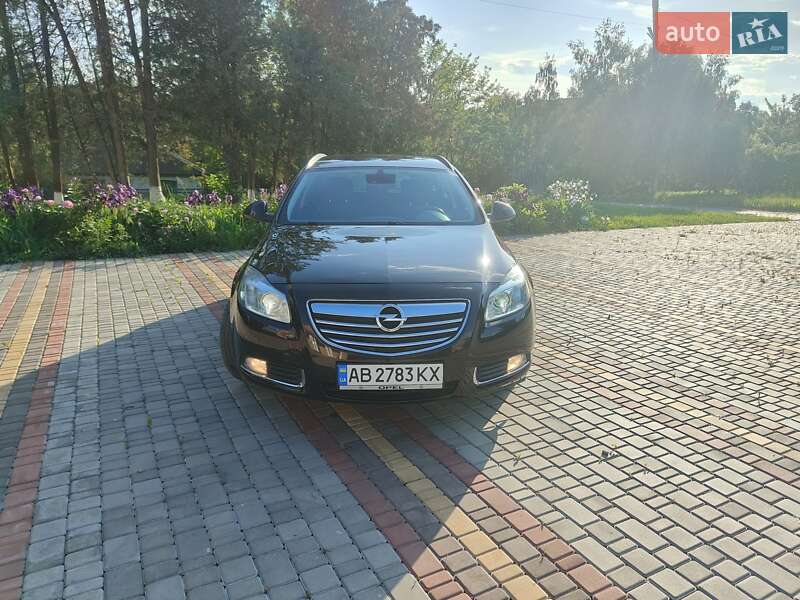 Универсал Opel Insignia 2011 в Теплике
