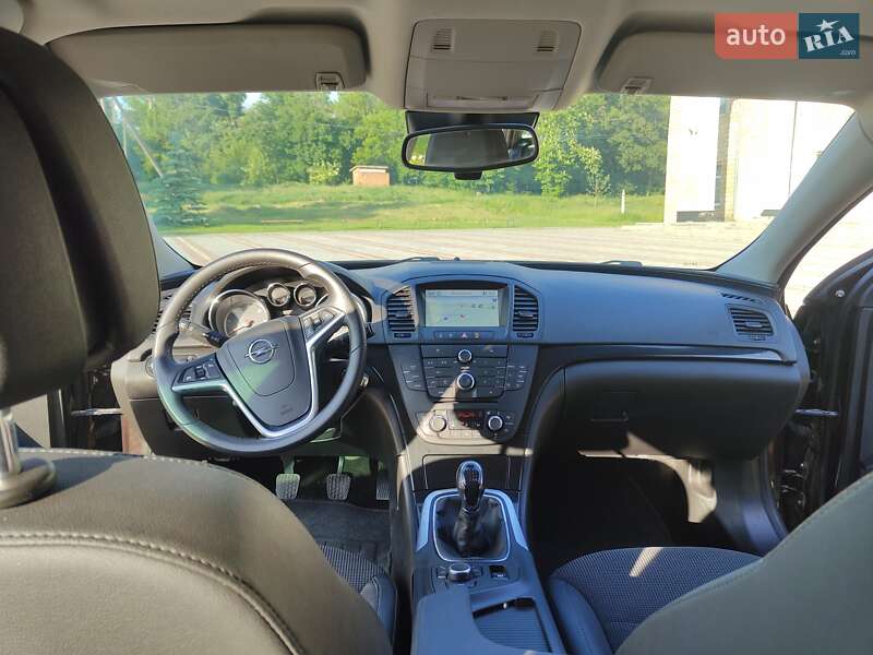 Универсал Opel Insignia 2011 в Теплике