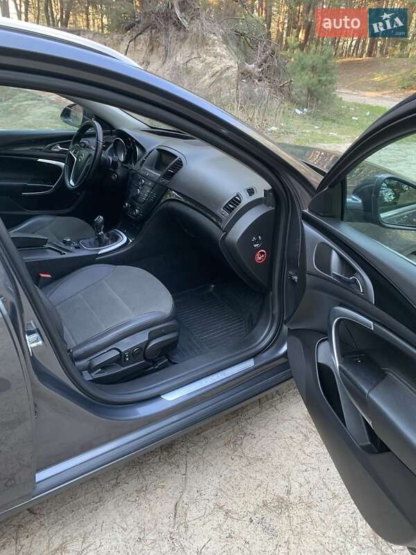 Універсал Opel Insignia 2010 в Кременчуці