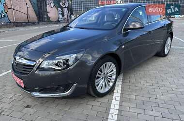 Лифтбек Opel Insignia 2015 в Луцке