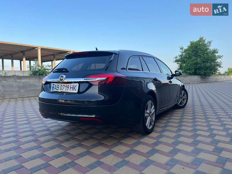 Універсал Opel Insignia 2014 в Гайсину