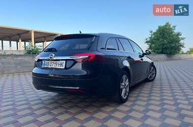 Универсал Opel Insignia 2014 в 