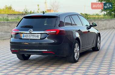 Универсал Opel Insignia 2014 в 