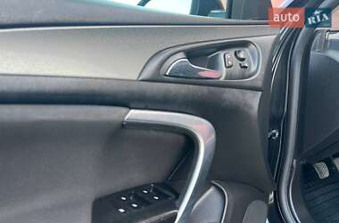 Универсал Opel Insignia 2014 в 