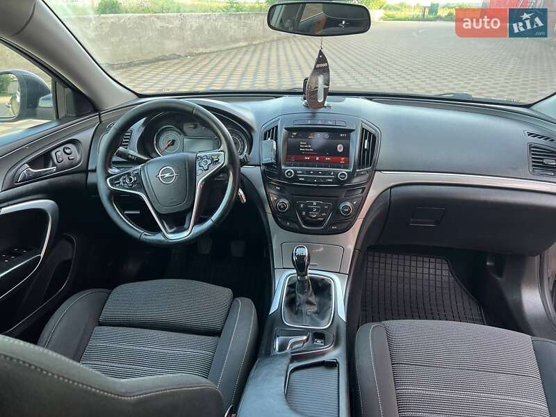 Універсал Opel Insignia 2014 в Гайсину
