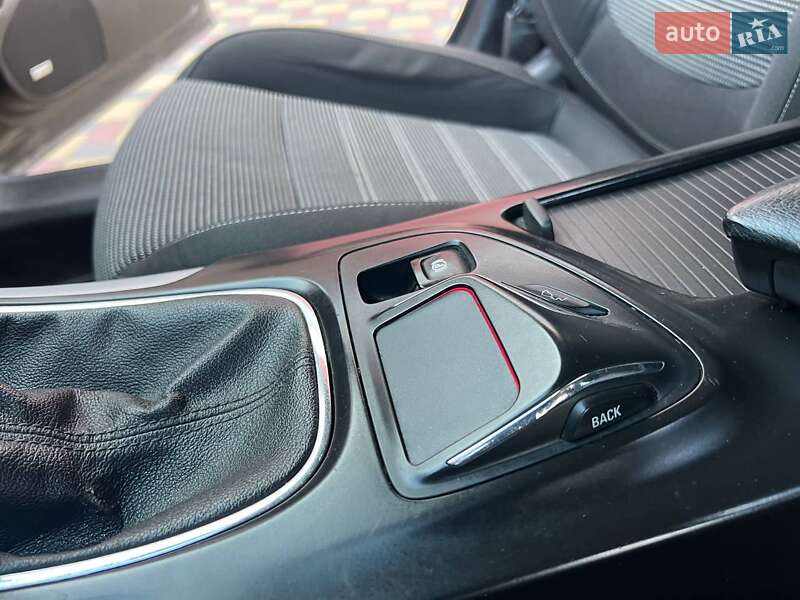 Універсал Opel Insignia 2014 в Гайсину