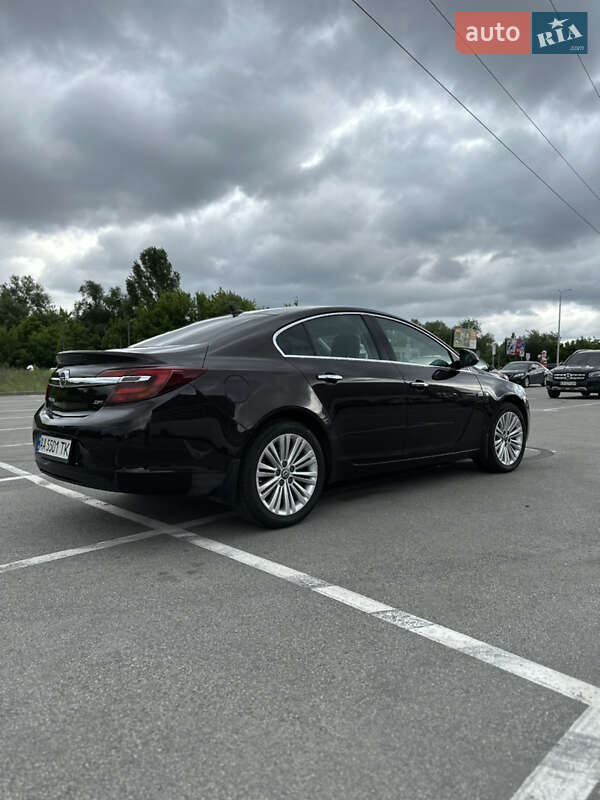 Седан Opel Insignia 2015 в Києві